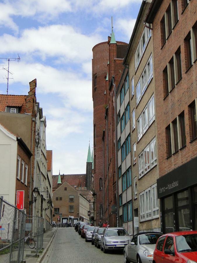 Andrea Apartment Lubeck Bagian luar foto